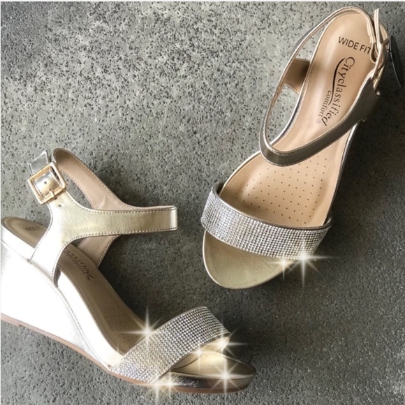 city classified comfort shoes wedges